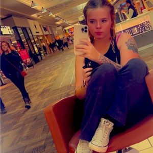 Meet your Posher, Amber